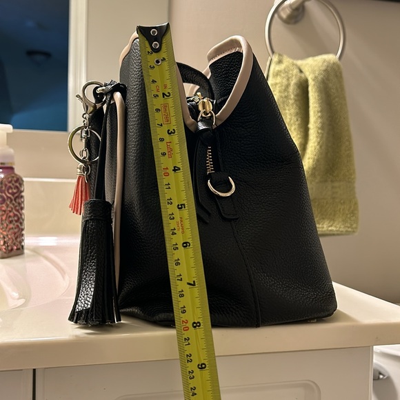 Gorgeous Kate Spade leather satchel - Picture 7 of 9